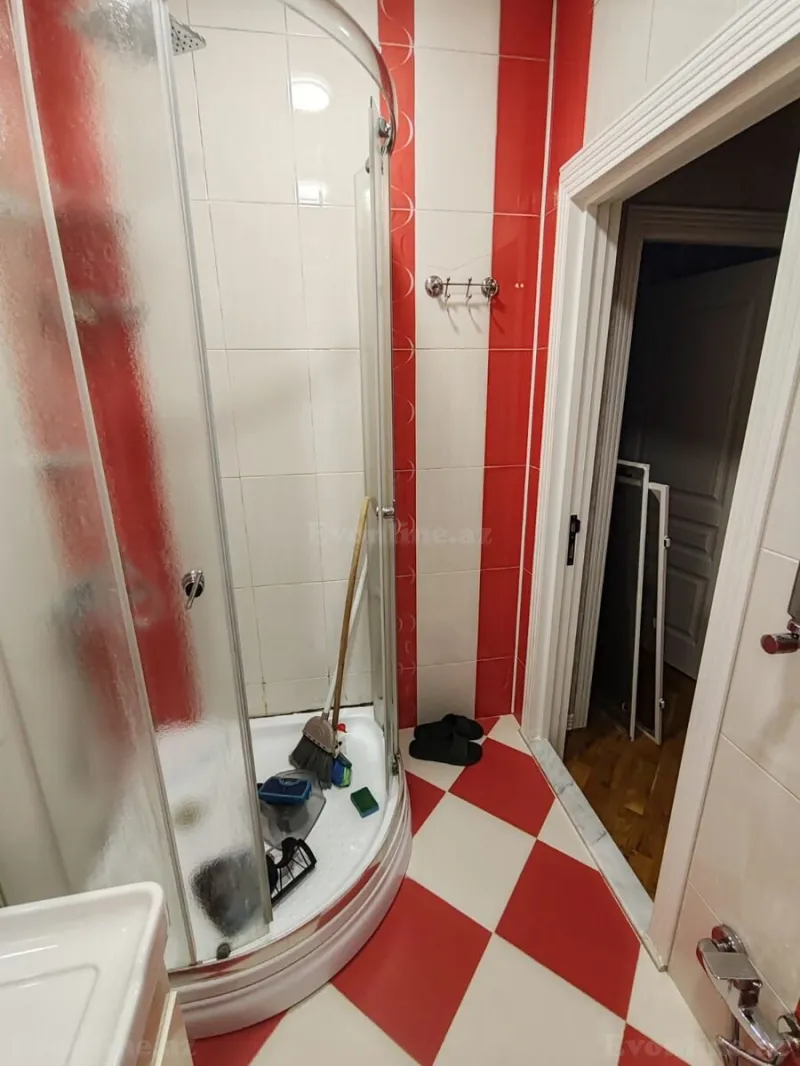 Kirayə verilir 2 otaqlı Mənzil Yeni tikili 72 m² Memar Əcəmi m. - şəkil 10