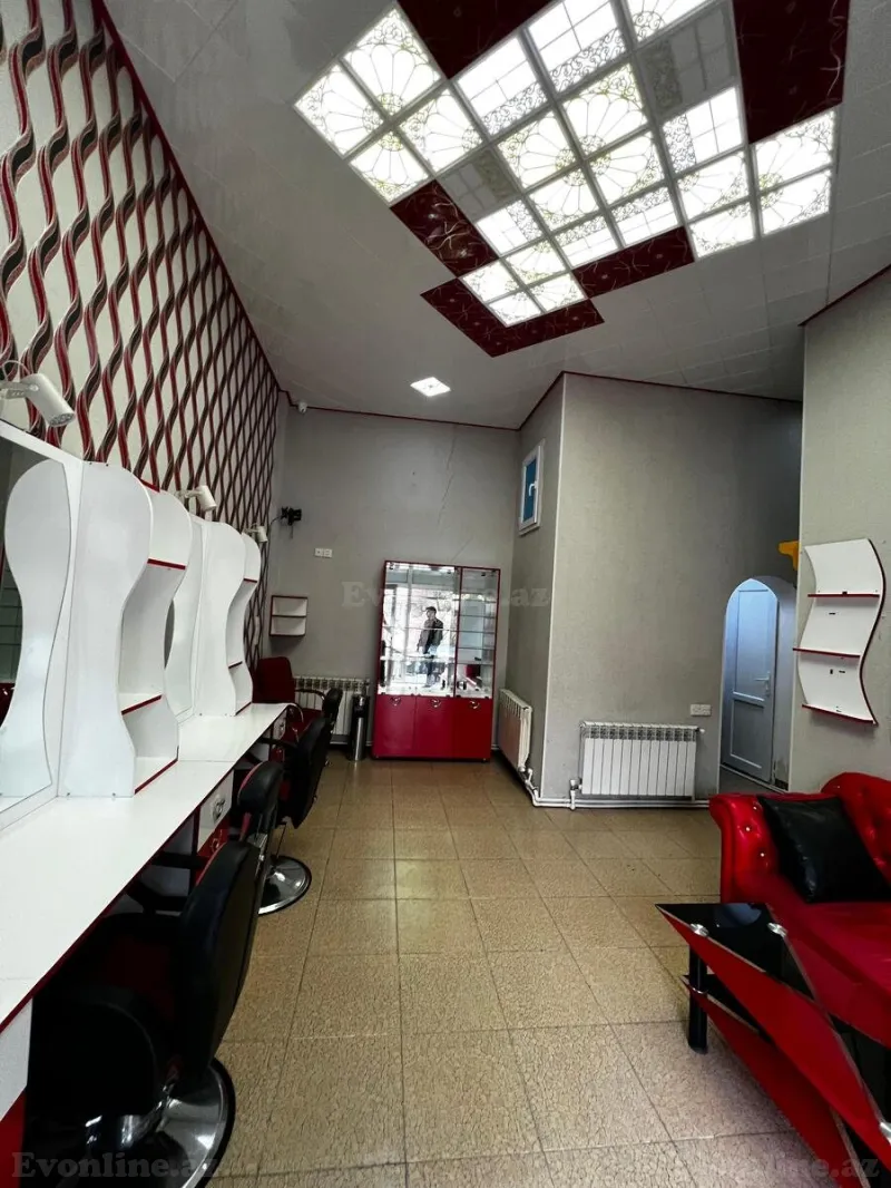 Obyekt 40 m² Qara Qarayev m. Satılır