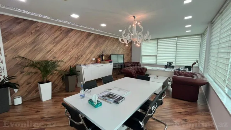 5 otaqlı Ofis 300 m² Nəriman Nərimanov m. Kirayə verilir