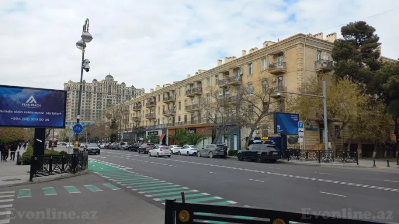 Satılır 2 otaqlı Mənzil Köhnə tikili 60 m² Elmlər Akademiyası m. - şəkil 3