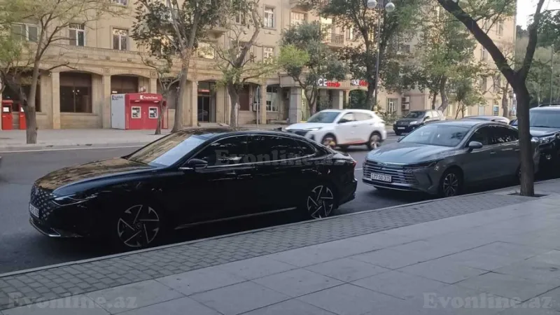 Satılır 2 otaqlı Mənzil Köhnə tikili 60 m² Elmlər Akademiyası m. - şəkil 6