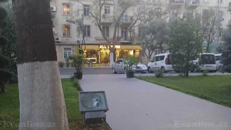 Satılır 2 otaqlı Mənzil Köhnə tikili 60 m² Elmlər Akademiyası m. - şəkil 7