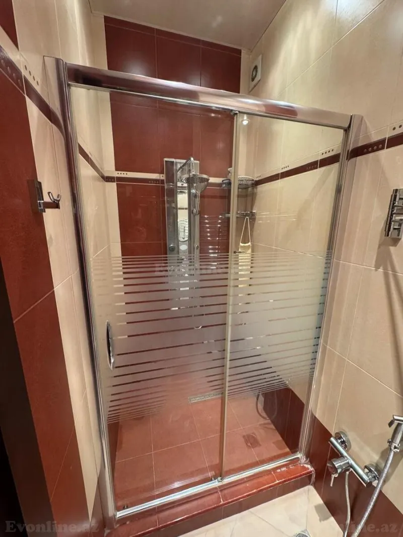 Satılır 4 otaqlı Mənzil Yeni tikili 210 m² Nəriman Nərimanov m. - şəkil 17