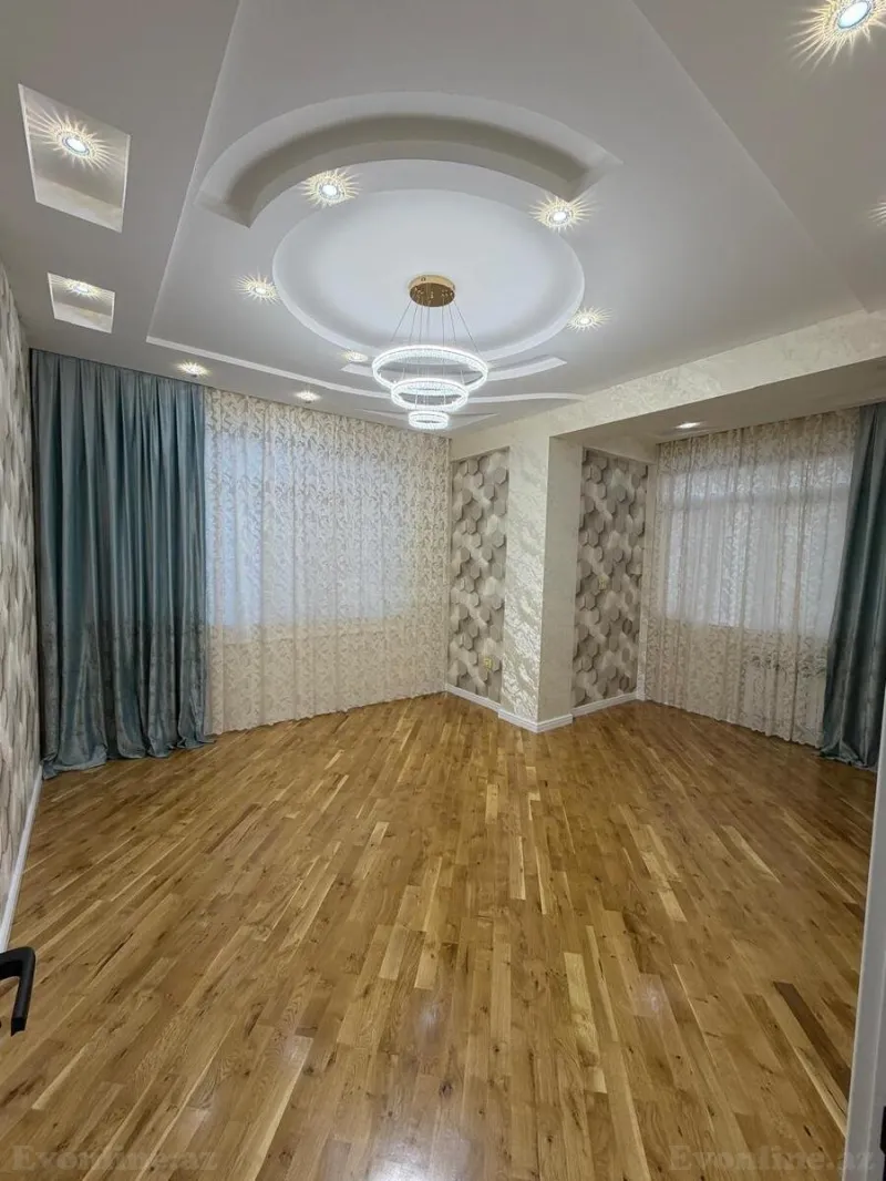 Satılır 4 otaqlı Mənzil Yeni tikili 130 m² 1-ci mikrorayon