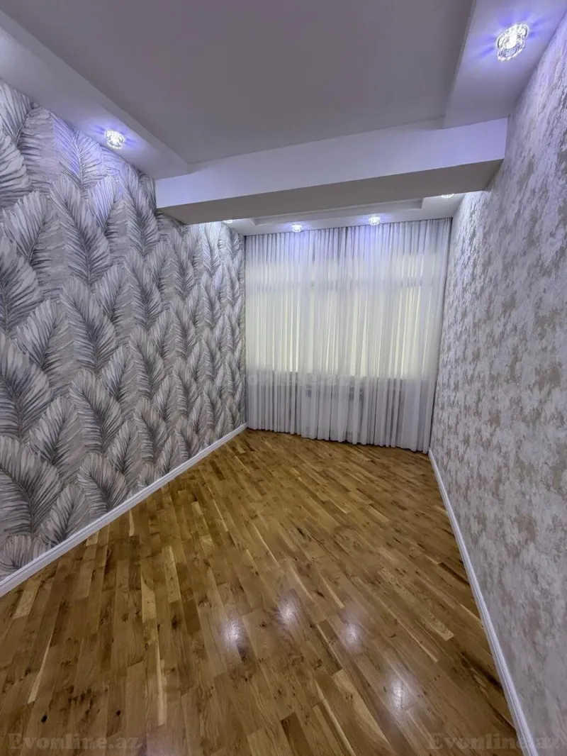 Satılır 4 otaqlı Mənzil Yeni tikili 130 m² 1-ci mikrorayon - şəkil 3
