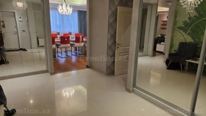 Satılır 5 otaqlı Mənzil Yeni tikili 250 m² Xətai m. - şəkil 3