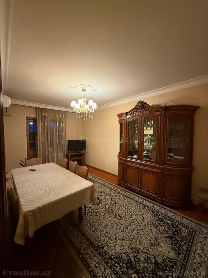 Satılır 4 otaqlı Mənzil Köhnə tikili 110 m² Binəqədi r. - şəkil 3