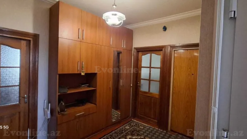Satılır 4 otaqlı Mənzil Köhnə tikili 110 m² Binəqədi r. - şəkil 8