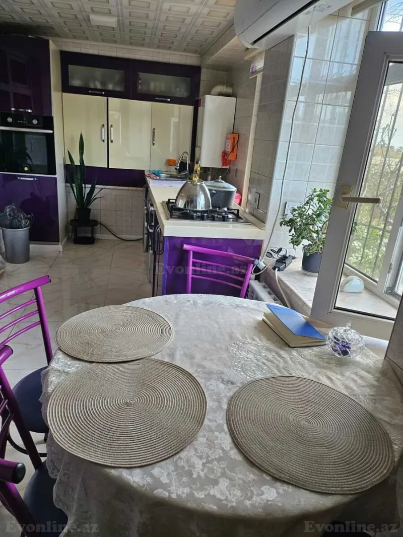 5 otaqlı Mənzil 110 m² Əhmədli Satılır
