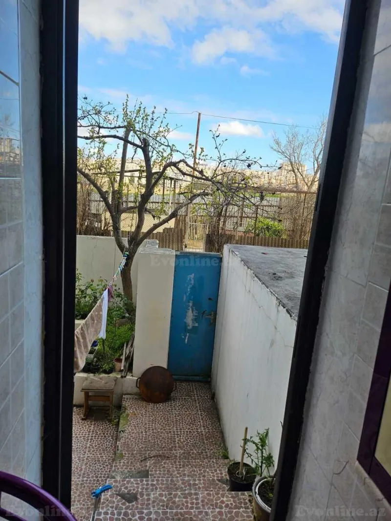 Satılır 5 otaqlı Mənzil Köhnə tikili 110 m² Əhmədli - şəkil 2