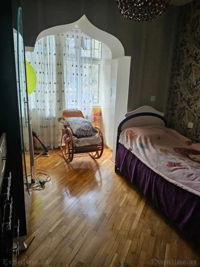 Satılır 5 otaqlı Mənzil Köhnə tikili 110 m² Əhmədli - şəkil 16