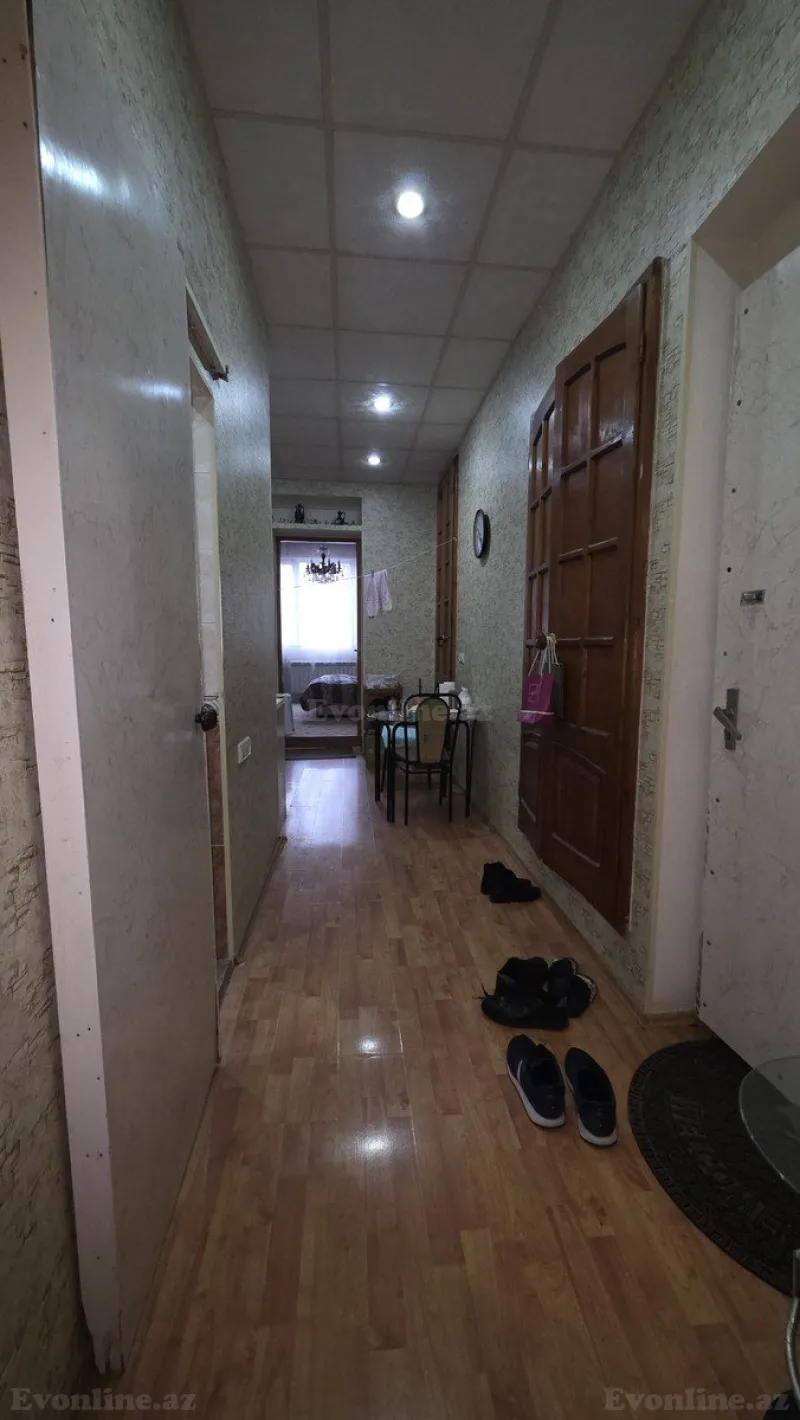 Satılır 3 otaqlı Mənzil Köhnə tikili 75 m² Nəsimi r. - şəkil 3