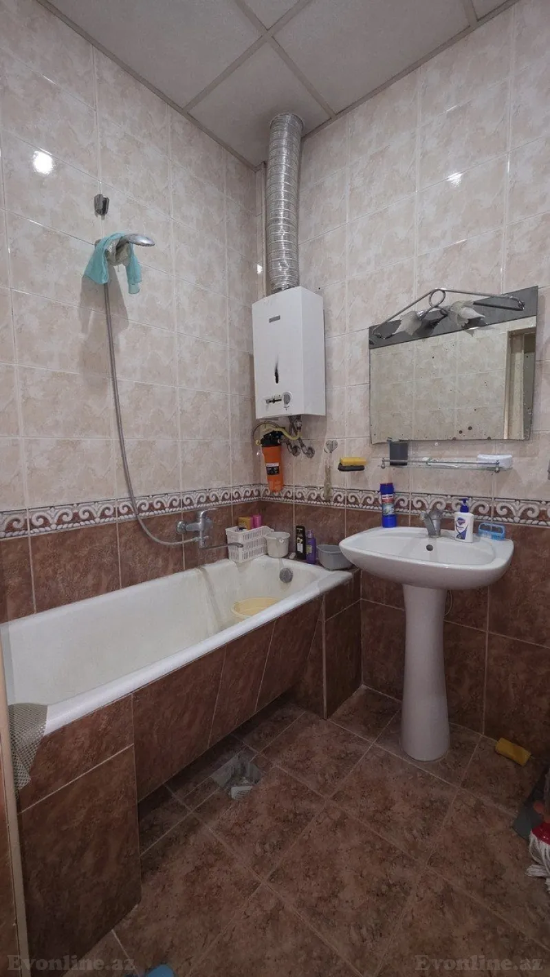 Satılır 3 otaqlı Mənzil Köhnə tikili 75 m² Nəsimi r. - şəkil 7