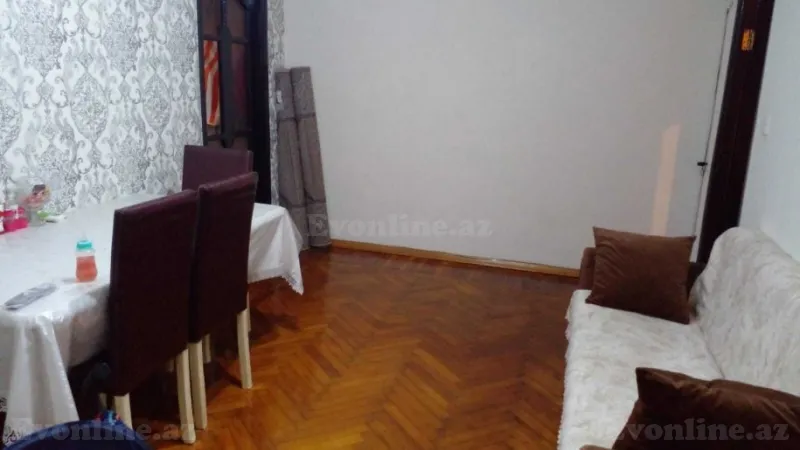 Satılır 2 otaqlı Mənzil Köhnə tikili 50 m² Neftçilər m. - şəkil 2