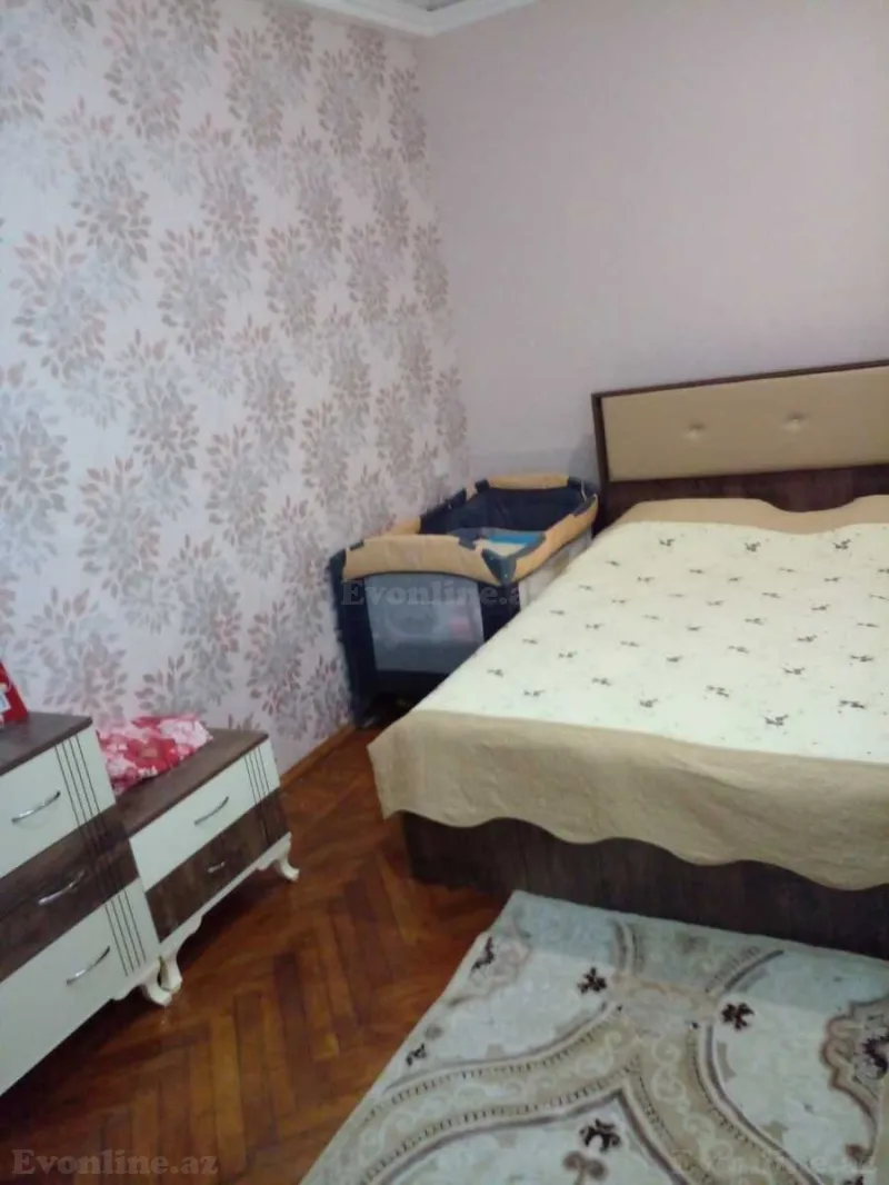 Satılır 2 otaqlı Mənzil Köhnə tikili 50 m² Neftçilər m. - şəkil 3