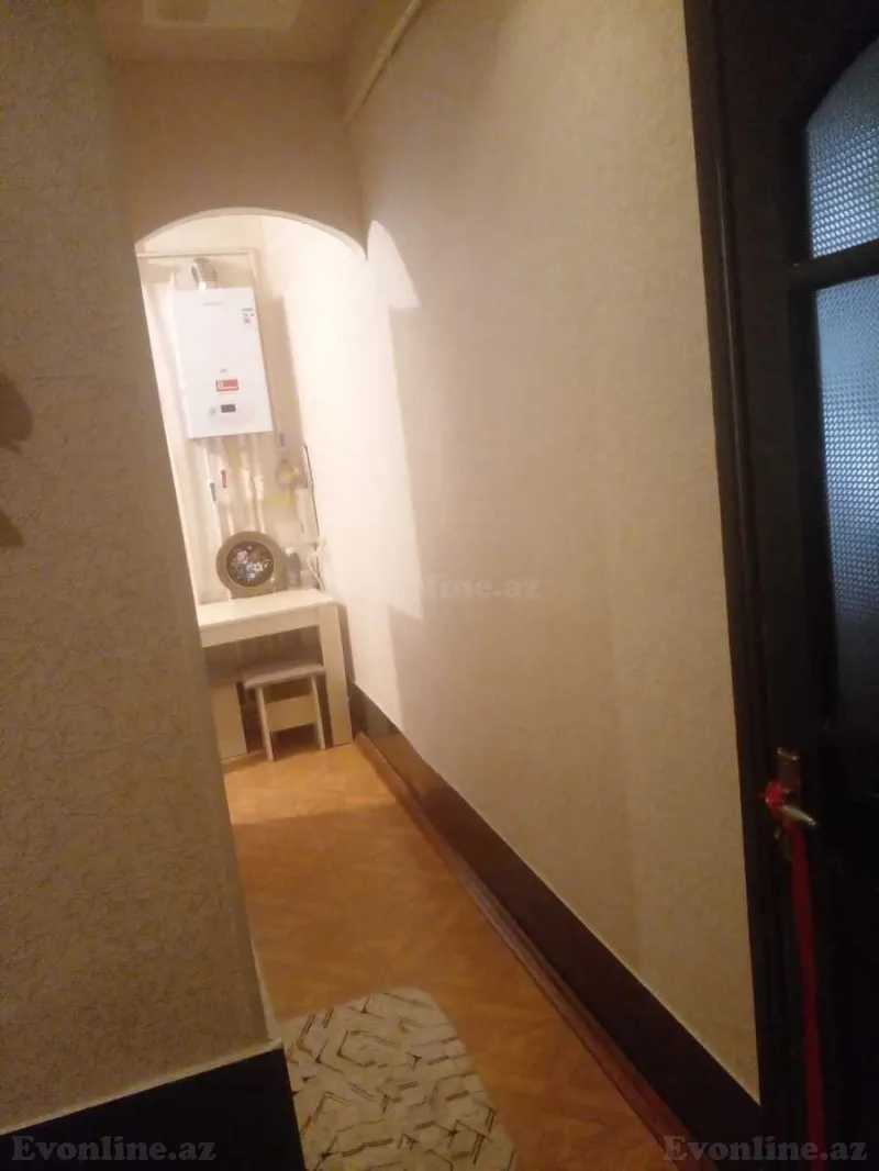 Satılır 2 otaqlı Mənzil Köhnə tikili 50 m² Neftçilər m. - şəkil 6