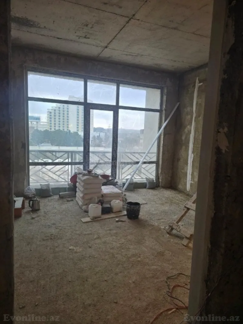 Satılır 2 otaqlı Mənzil Yeni tikili 75 m² Yasamal r. - şəkil 3