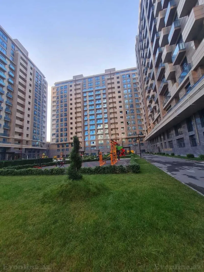 Satılır 5 otaqlı Mənzil Yeni tikili 267 m² Nizami m. - şəkil 2
