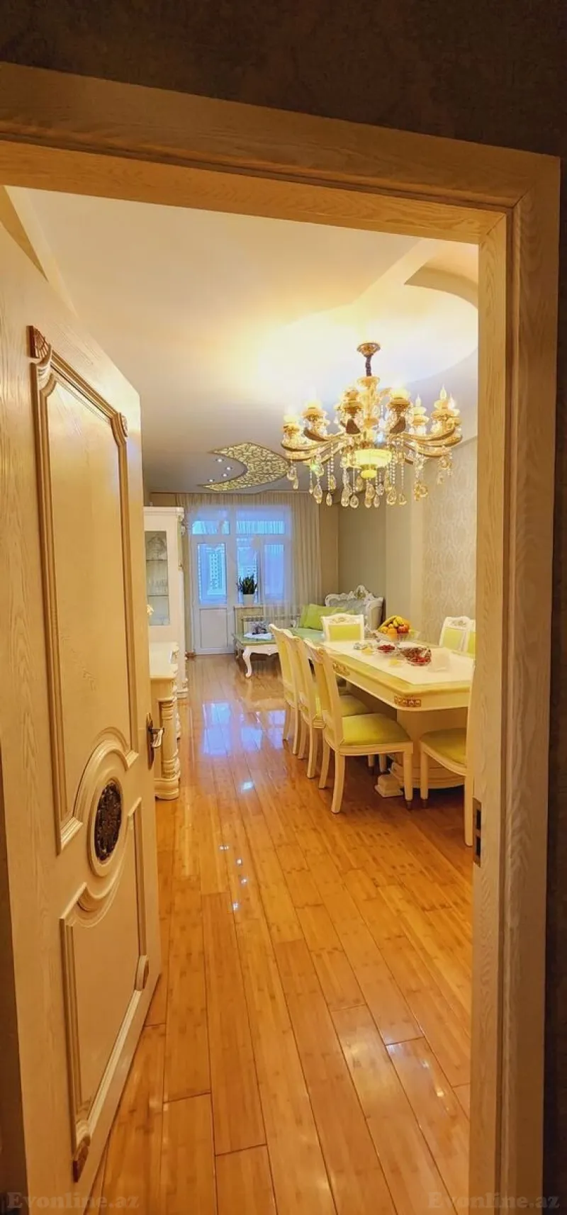 Satılır 3 otaqlı Mənzil Yeni tikili 137 m² 8 Noyabr m. - şəkil 2