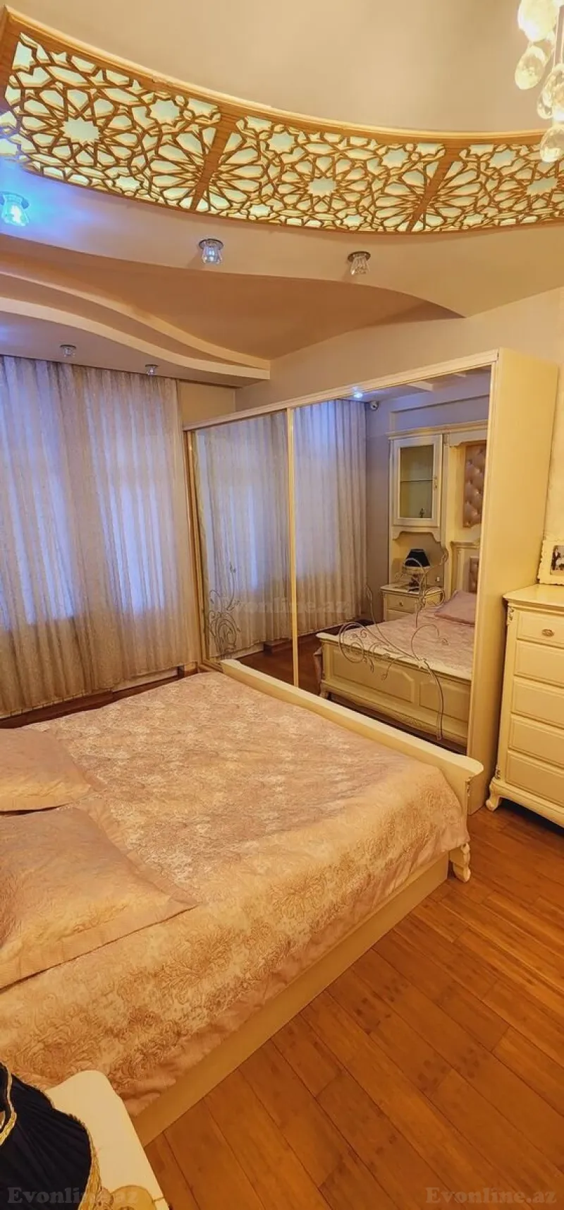 Satılır 3 otaqlı Mənzil Yeni tikili 137 m² 8 Noyabr m. - şəkil 11