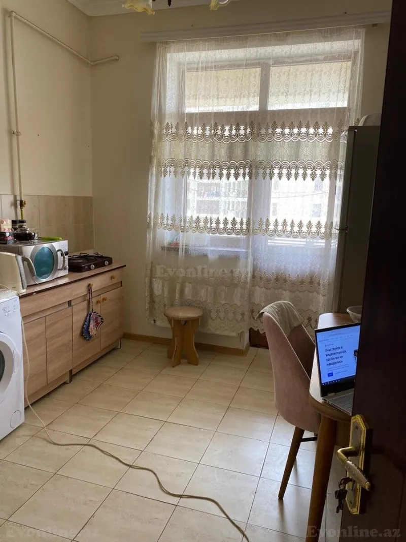Satılır 2 otaqlı Mənzil Yeni tikili 80 m² Səbail r. - şəkil 5