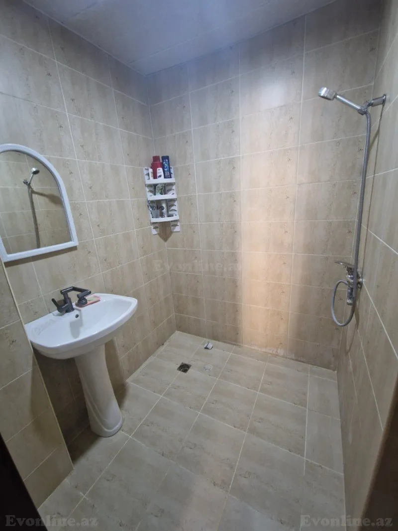 Satılır 2 otaqlı Mənzil Yeni tikili 80 m² Səbail r. - şəkil 6