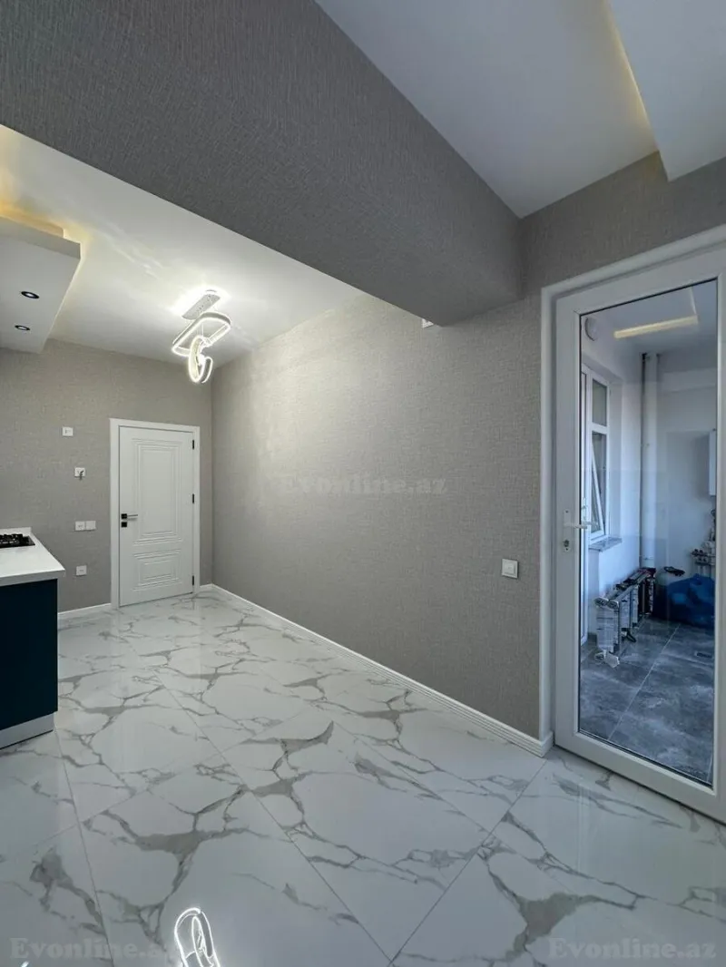 Satılır 2 otaqlı Mənzil Yeni tikili 80 m² Xətai r. - şəkil 11