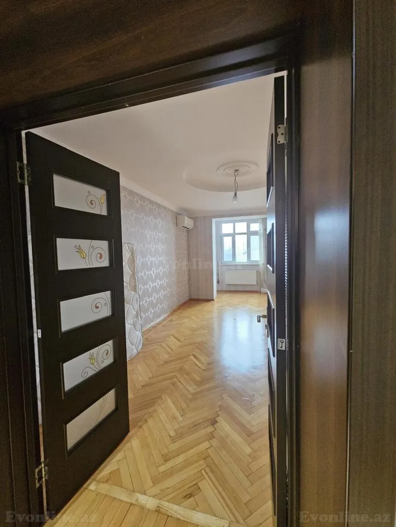 Satılır 3 otaqlı Mənzil Köhnə tikili 87 m² Elmlər Akademiyası m. - şəkil 5