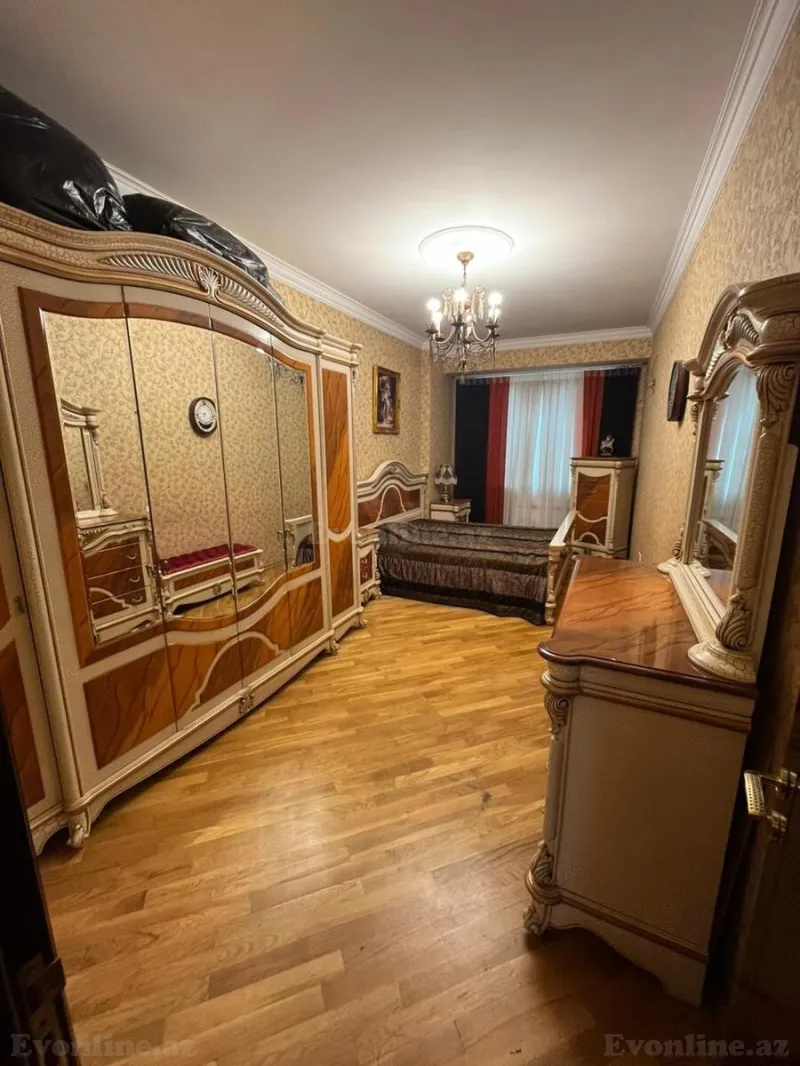 Satılır 3 otaqlı Mənzil Yeni tikili 135 m² Qara Qarayev m. - şəkil 3