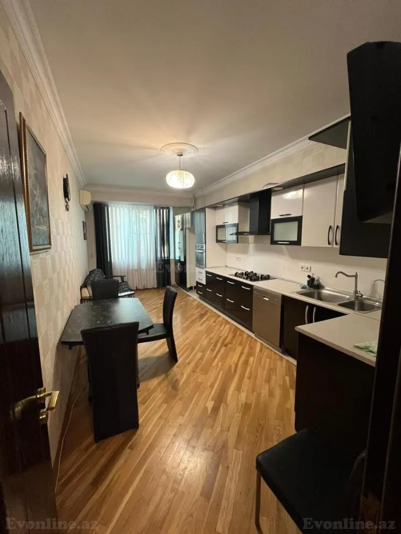 Satılır 3 otaqlı Mənzil Yeni tikili 135 m² Qara Qarayev m. - şəkil 7