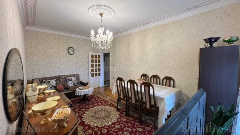 Satılır 3 otaqlı Mənzil Köhnə tikili 85 m² Yasamal r. - şəkil 2