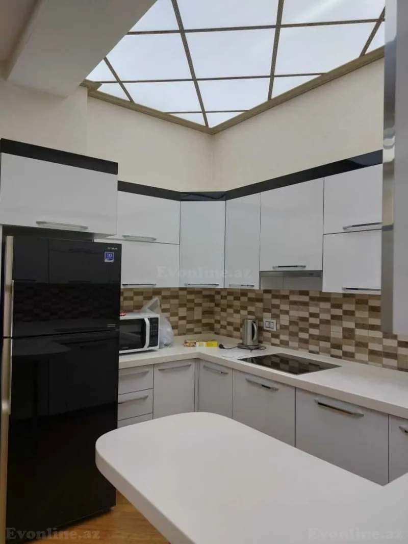 Satılır 2 otaqlı Mənzil Yeni tikili 85 m² Elmlər Akademiyası m. - şəkil 9