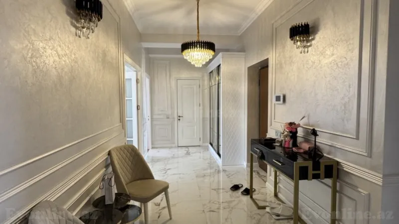 Kirayə verilir 3 otaqlı Mənzil Yeni tikili 140 m² Xətai r. - şəkil 2