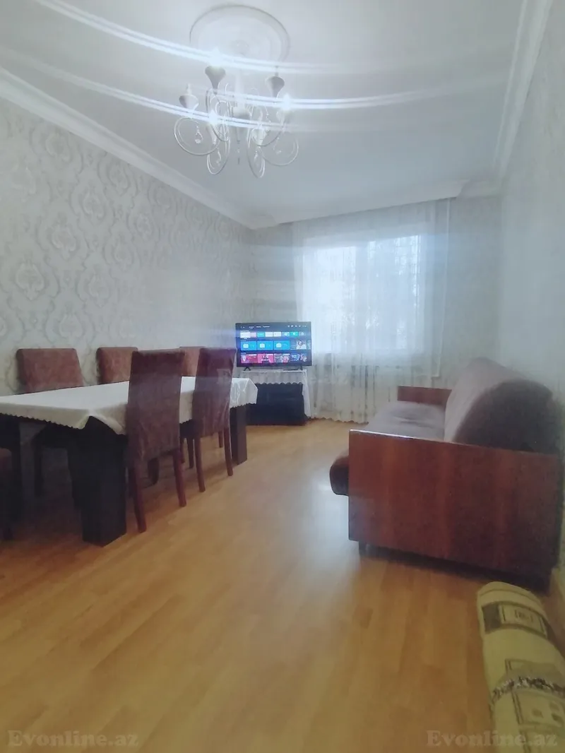 Satılır 2 otaqlı Mənzil Köhnə tikili 65 m² 7-ci mikrorayon - şəkil 2