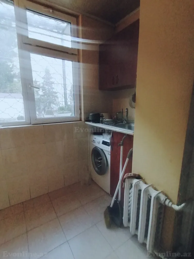 Satılır 2 otaqlı Mənzil Köhnə tikili 65 m² 7-ci mikrorayon - şəkil 3