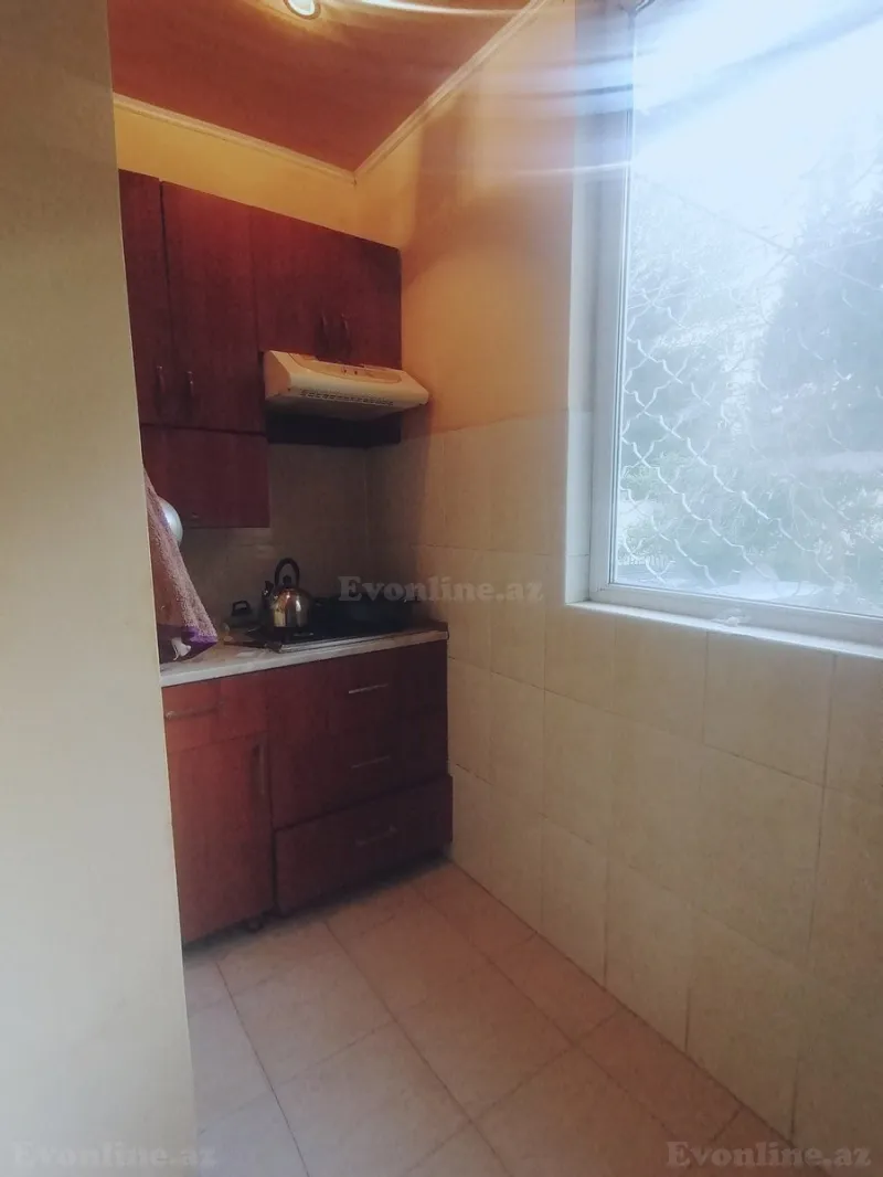 Satılır 2 otaqlı Mənzil Köhnə tikili 65 m² 7-ci mikrorayon - şəkil 4