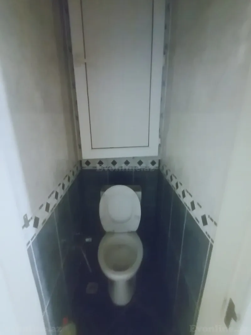 Satılır 2 otaqlı Mənzil Köhnə tikili 65 m² 7-ci mikrorayon - şəkil 5