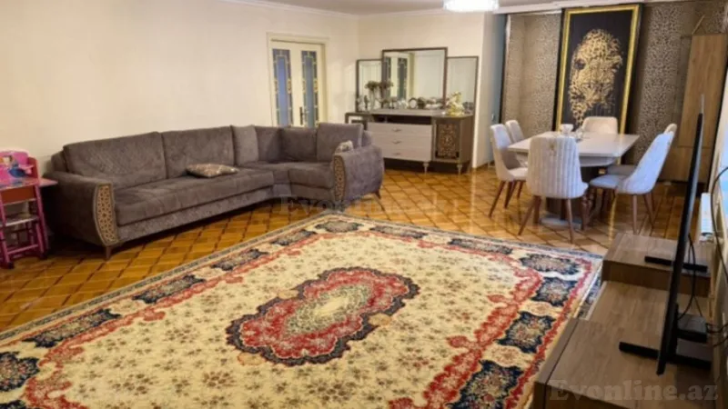 Satılır 5 otaqlı Mənzil Köhnə tikili 170 m² Nərimanov r. - şəkil 3