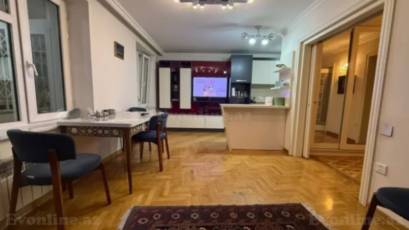 Satılır 5 otaqlı Mənzil Köhnə tikili 170 m² Nərimanov r. - şəkil 5