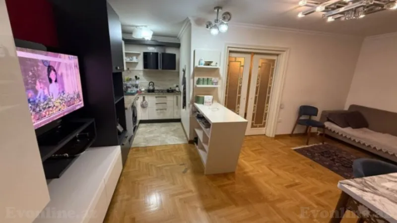 Satılır 5 otaqlı Mənzil Köhnə tikili 170 m² Nərimanov r. - şəkil 6