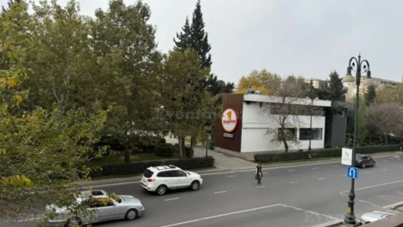 Satılır 5 otaqlı Mənzil Köhnə tikili 170 m² Nərimanov r. - şəkil 17