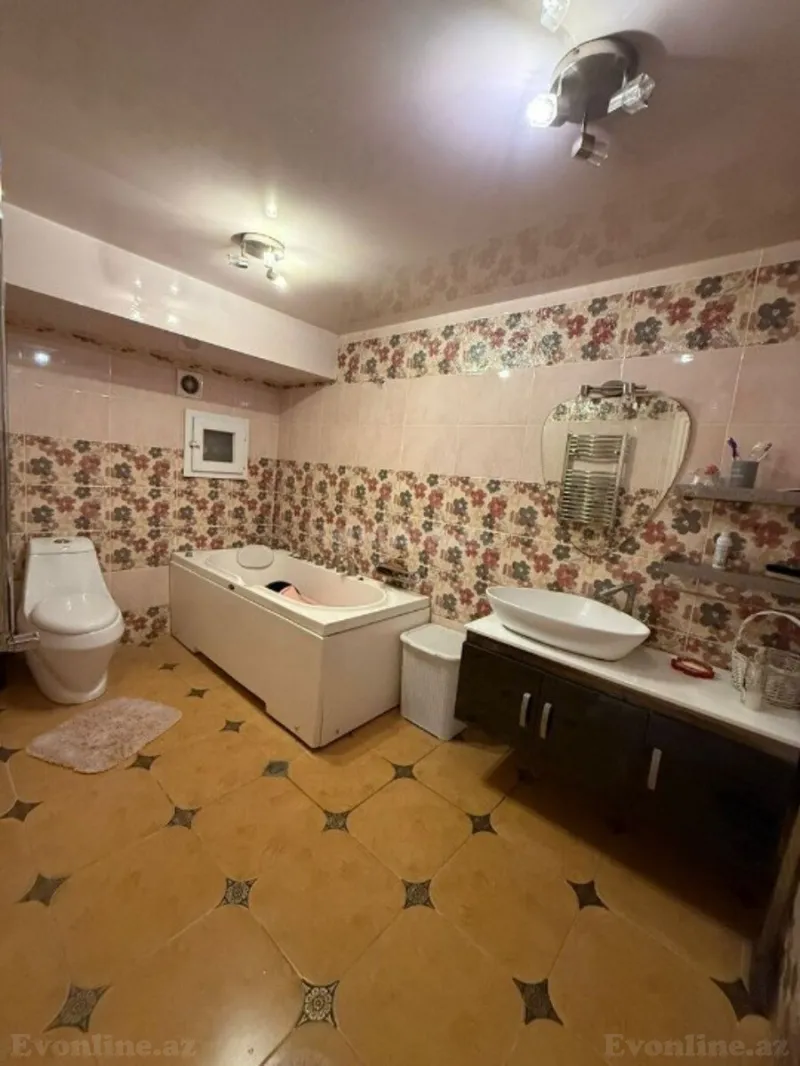 Satılır 5 otaqlı Mənzil Köhnə tikili 170 m² Nərimanov r. - şəkil 21