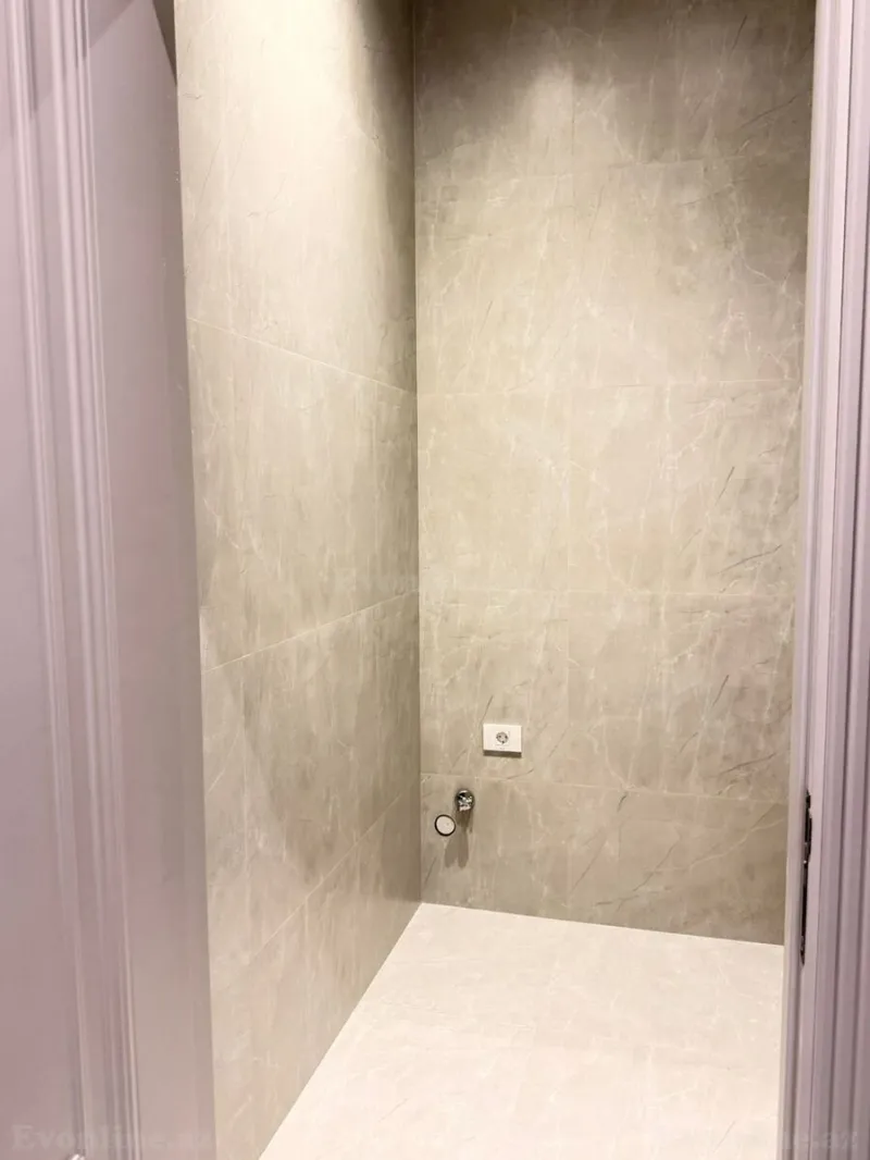 Satılır 2 otaqlı Mənzil Yeni tikili 80 m² 8-ci mikrorayon - şəkil 9