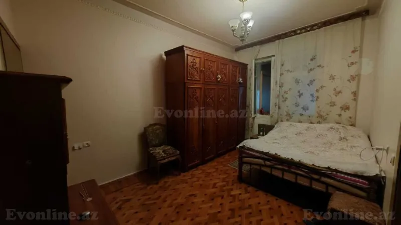 Satılır 4 otaqlı Mənzil Köhnə tikili 95 m² Nizami m. - şəkil 5