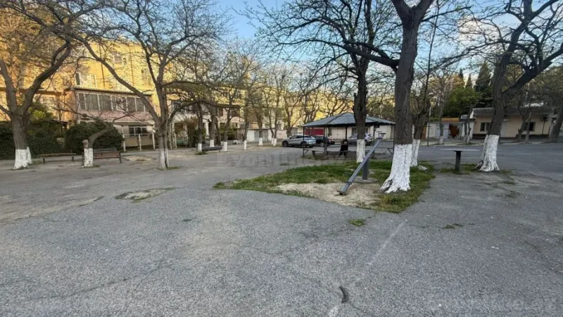 Satılır 4 otaqlı Mənzil Köhnə tikili 95 m² Nizami m. - şəkil 10
