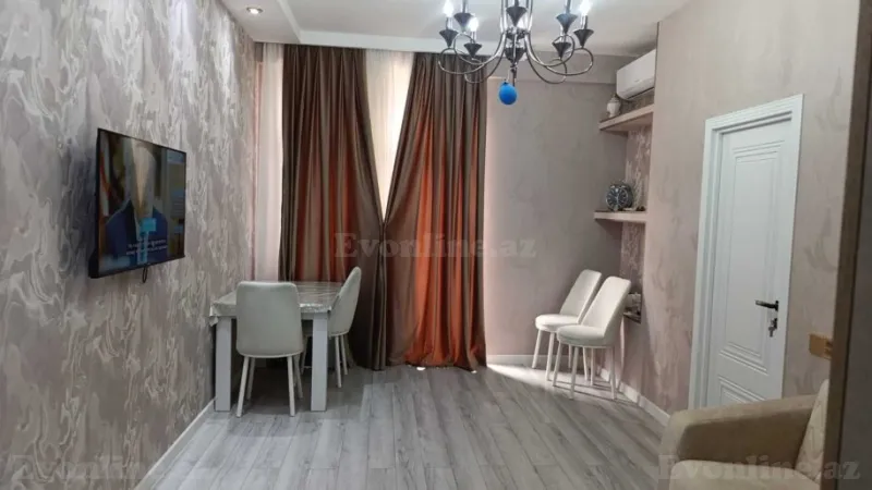 2 otaqlı Mənzil 57.6 m² 8 Noyabr m. Satılır