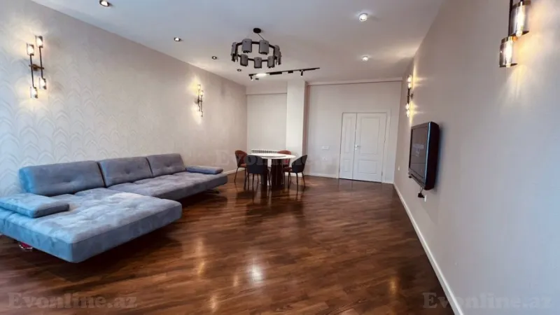 Satılır 3 otaqlı Mənzil Yeni tikili 160 m² 28 May m. - şəkil 3