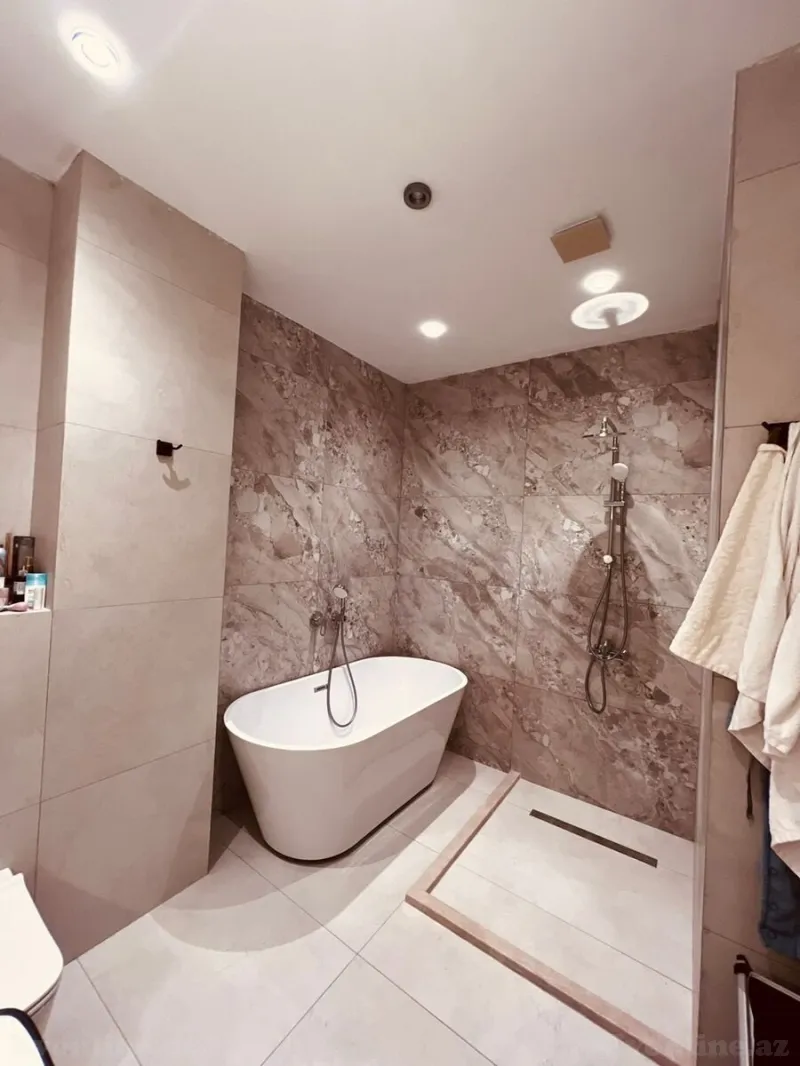 Satılır 3 otaqlı Mənzil Yeni tikili 160 m² 28 May m. - şəkil 15