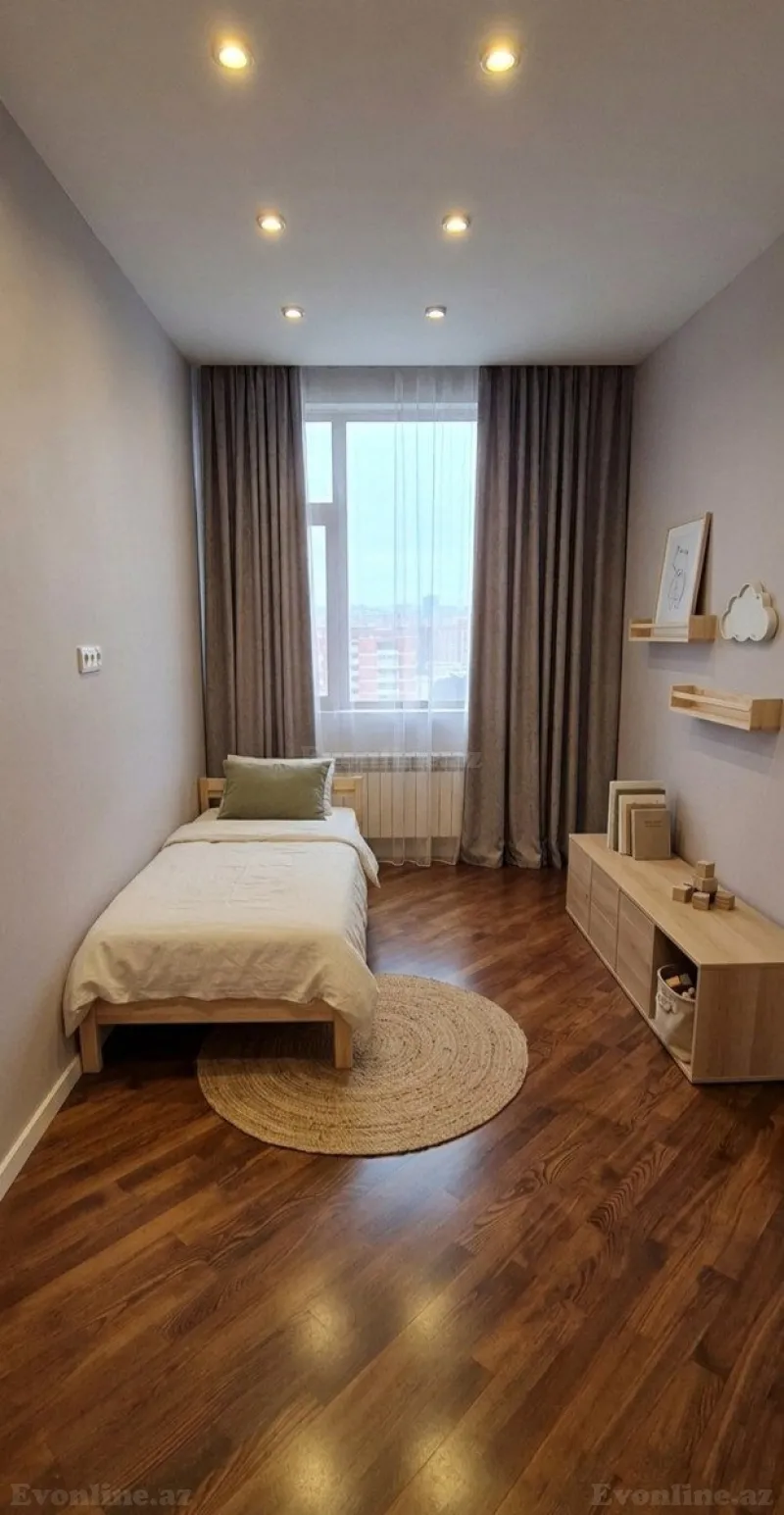 Satılır 3 otaqlı Mənzil Yeni tikili 160 m² 28 May m. - şəkil 17