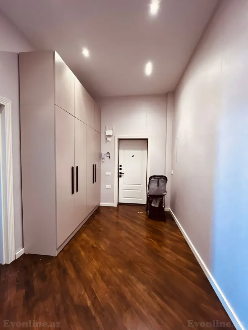 Satılır 3 otaqlı Mənzil Yeni tikili 160 m² 28 May m. - şəkil 19